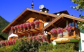 Residence Lagorai - Fiemme Holidays